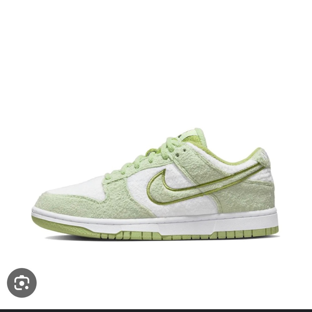Nike dunk fleece honeydew